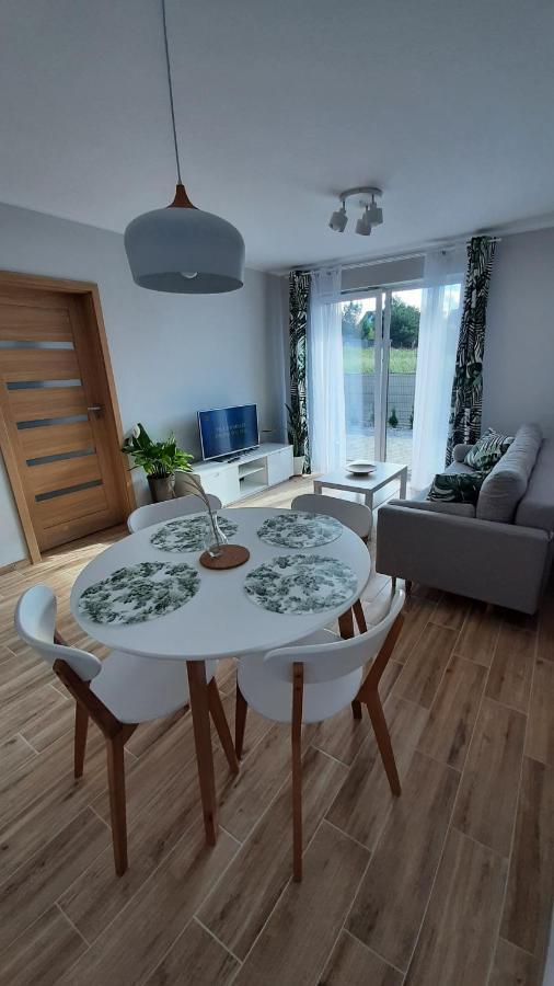 Monti Lägenhet Mosty Exteriör bild